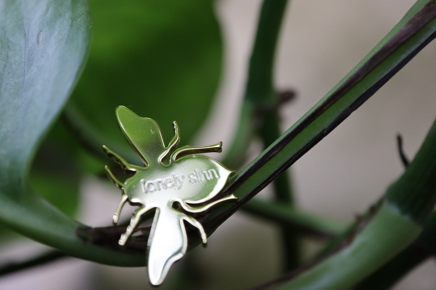 Bee Sneaker Pendant